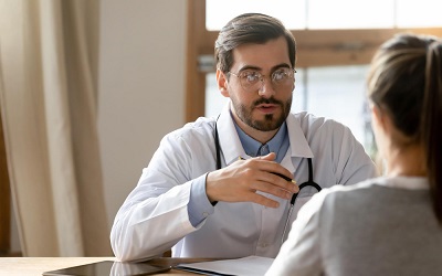 Выезд психиатра на дом – Квинмед